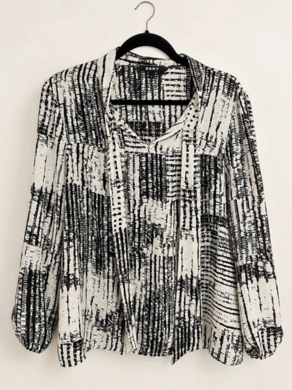 DKNY Women's Printed Neck Tie Long Sleeve Blouse Printed Neck Tie Long Sleeve